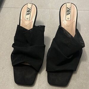 Zara Women's Black Slip-On mesh Sandals